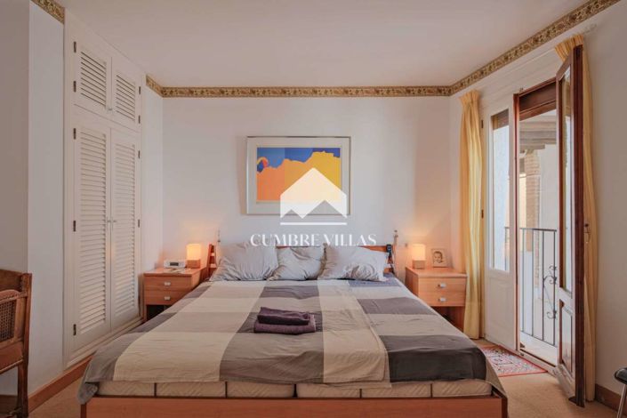Image No.25-2 Bed Villa for sale