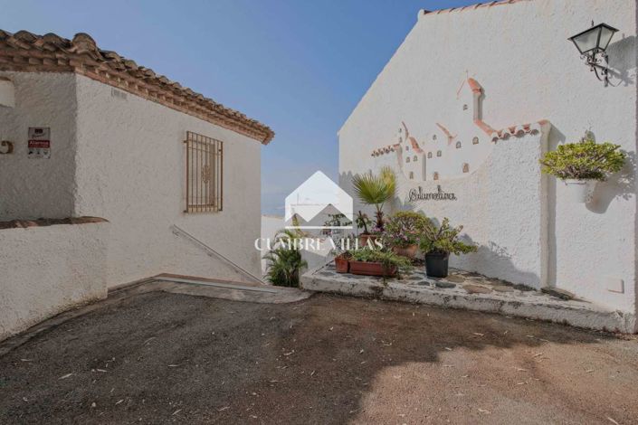 Image No.38-2 Bed Villa for sale