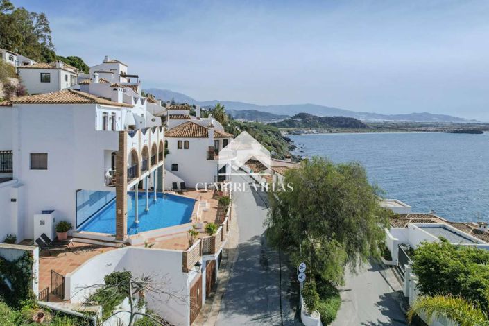 Image No.45-2 Bed Villa for sale