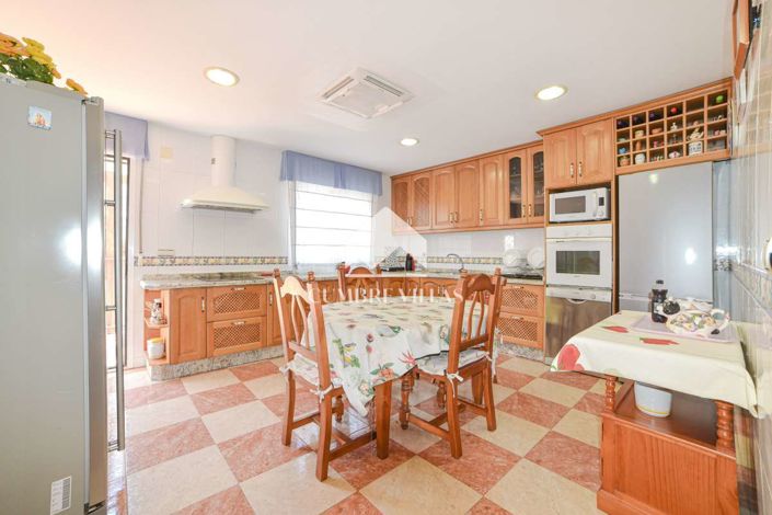 Image No.18-5 Bed Villa for sale