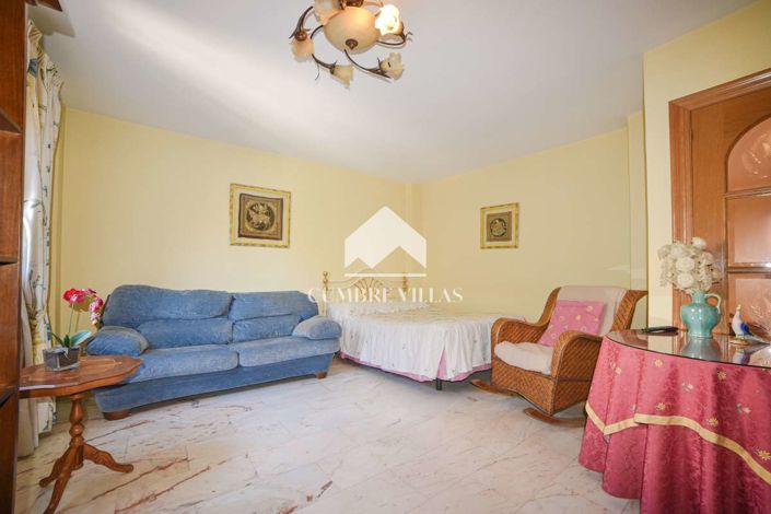 Image No.29-5 Bed Villa for sale
