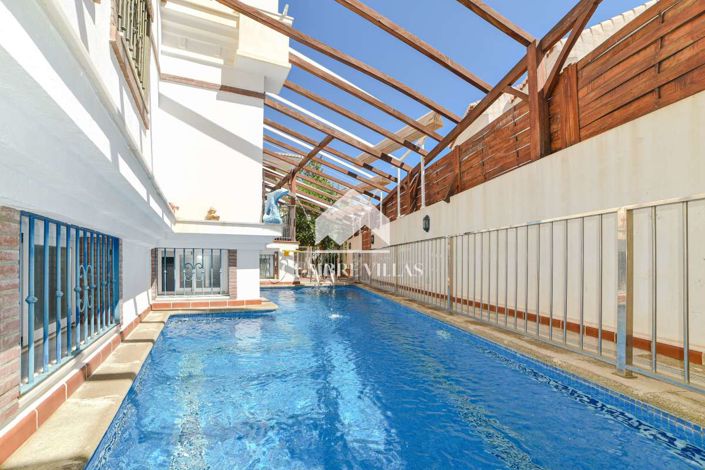 Image No.3-5 Bed Villa for sale