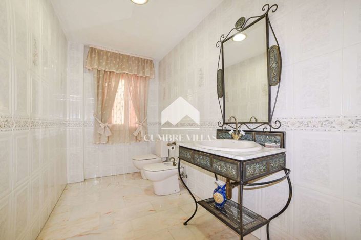 Image No.30-5 Bed Villa for sale
