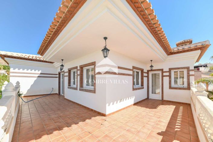 Image No.34-5 Bed Villa for sale