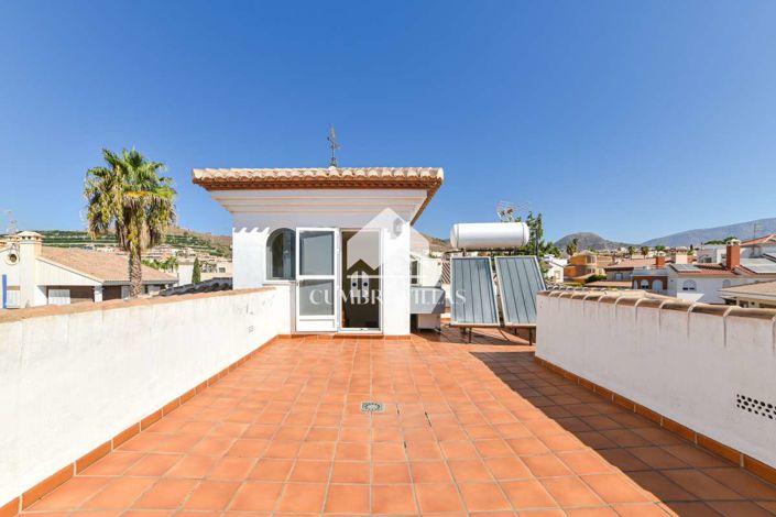 Image No.47-5 Bed Villa for sale