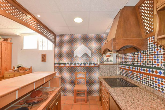 Image No.53-5 Bed Villa for sale