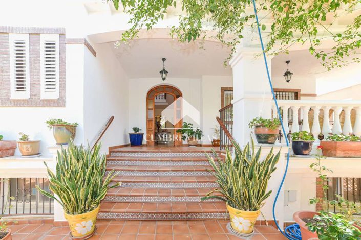 Image No.8-5 Bed Villa for sale
