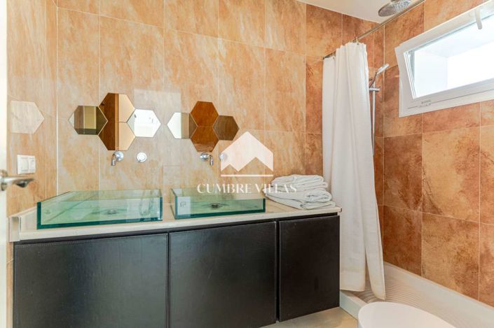 Image No.46-3 Bed Villa for sale