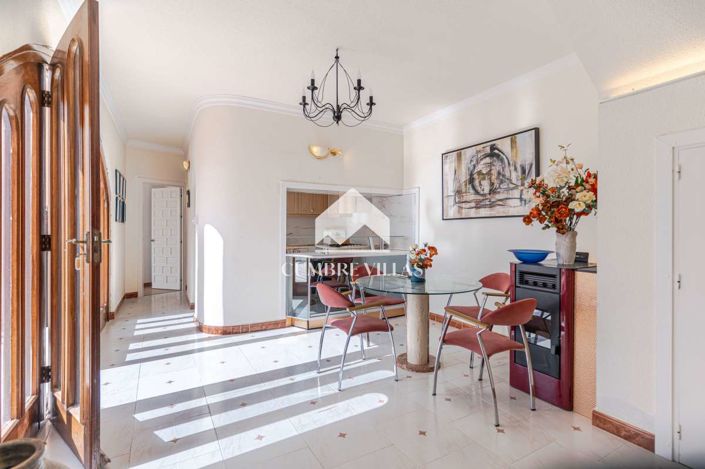 Image No.25-4 Bed Villa for sale