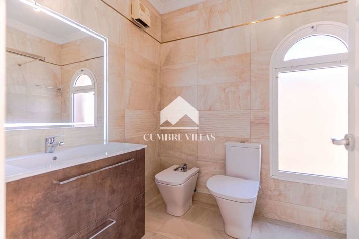 Image No.34-4 Bed Villa for sale