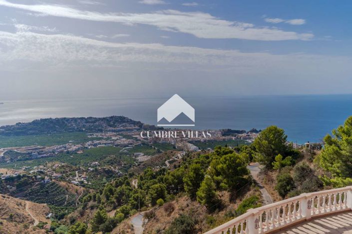 Image No.40-4 Bed Villa for sale