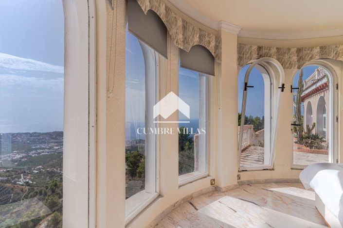 Image No.58-4 Bed Villa for sale