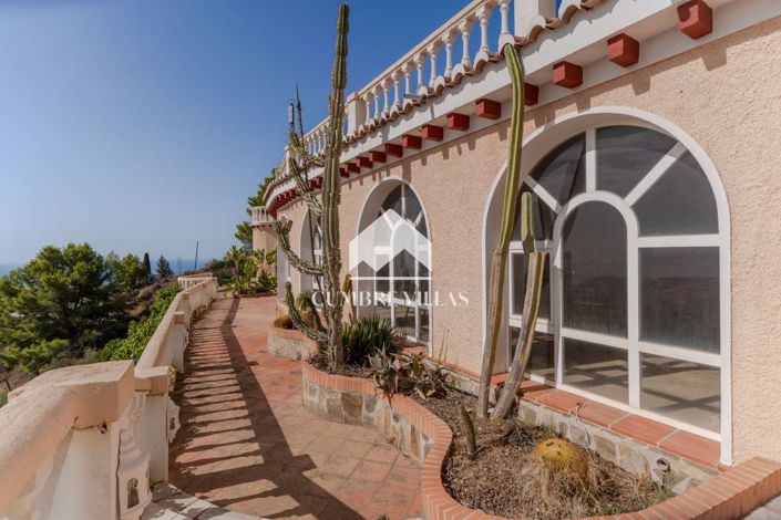 Image No.60-4 Bed Villa for sale