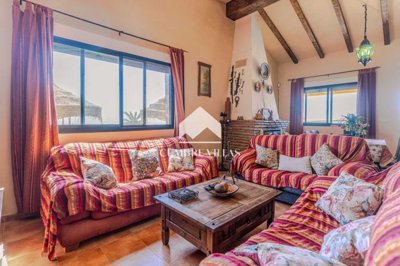 20261008101558000000dsa0249-hdr
