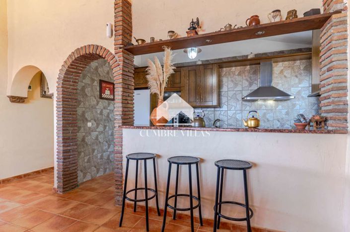 Image No.28-3 Bed Country House for sale