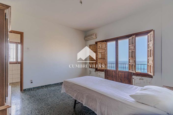 Image No.24-8 Bed Villa for sale