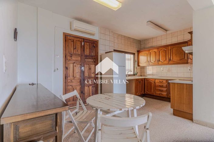 Image No.33-8 Bed Villa for sale