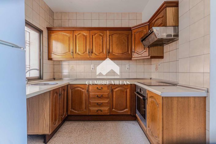 Image No.34-8 Bed Villa for sale