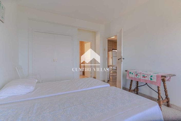 Image No.38-8 Bed Villa for sale