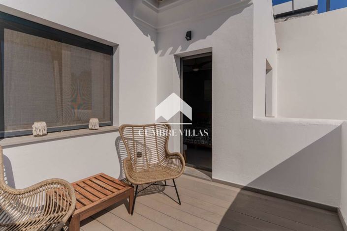 Image No.14-2 Bed Townhouse for sale