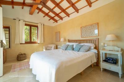 013-villa-house-properties-for-sale-mahon-menorca