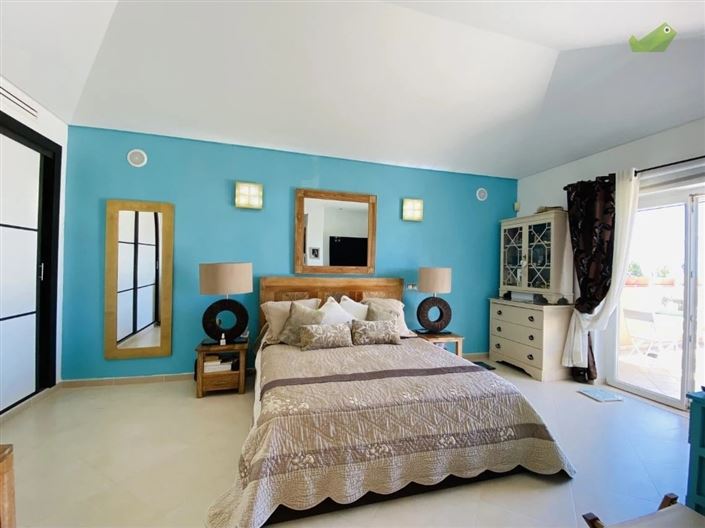 Image No.10-5 Bed Villa for sale