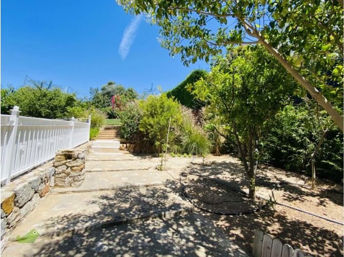 Image No.6-5 Bed Villa for sale