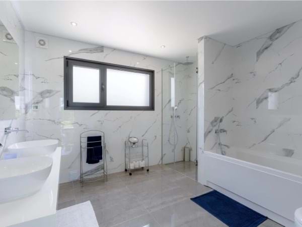 Image No.10-Villa de 5 chambres à vendre à Albufeira