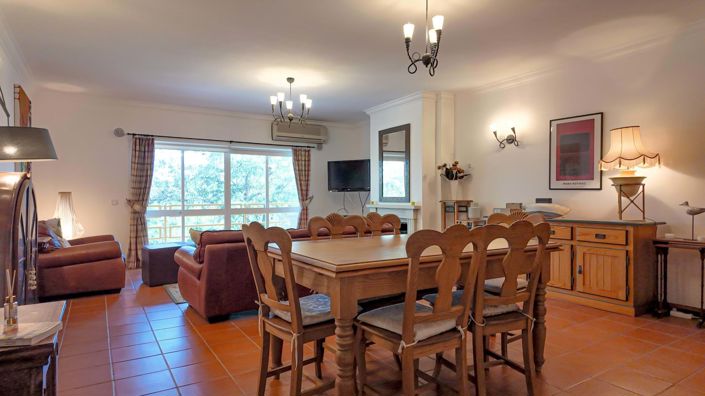 Image No.8-3 Bed Apartment for sale