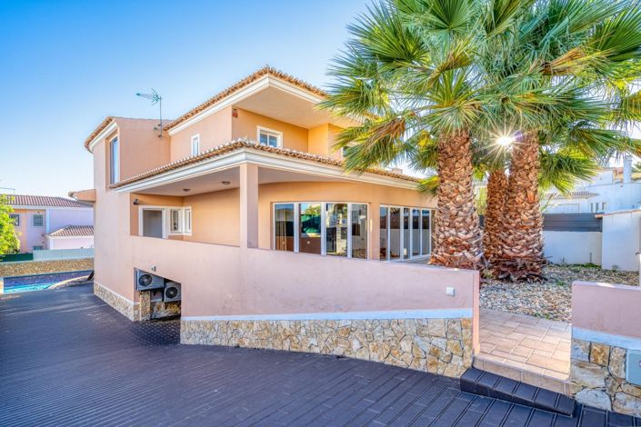 Image No.2-Villa de 6 chambres à vendre à Albufeira