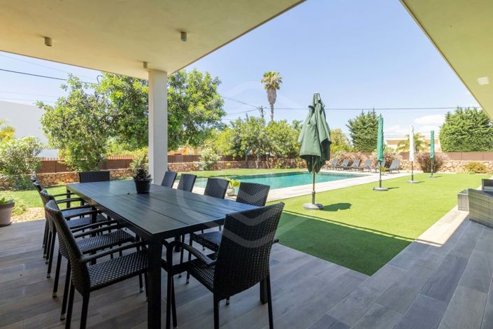 Image No.3-Villa de 5 chambres à vendre à Almancil