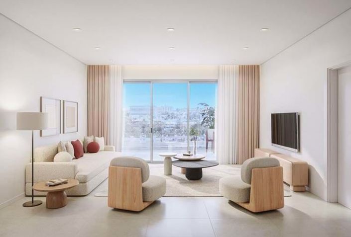 Image No.8-4 Bed Apartment for sale