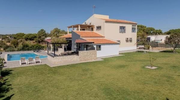 Image No.1-Villa de 7 chambres à vendre à Quarteira
