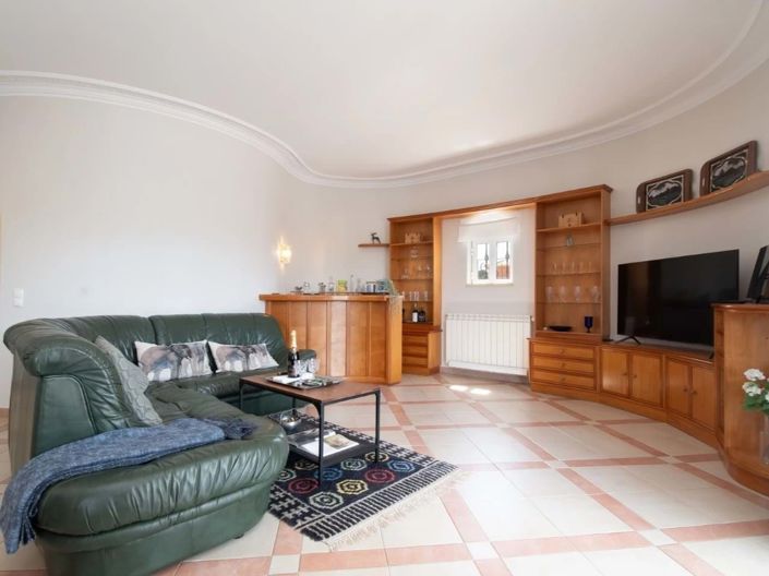 Image No.5-Villa de 4 chambres à vendre à Loule