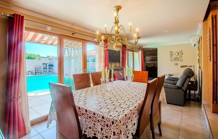 Image No.2-Villa de 6 chambres à vendre à Almancil