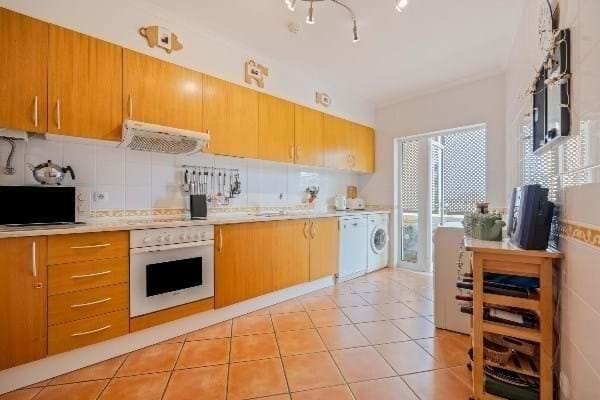 Image No.7-3 Bed Apartment for sale