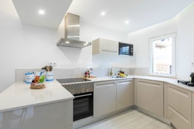 1654-644073-78d1f4f8b6655591b02d22fabb36a692d