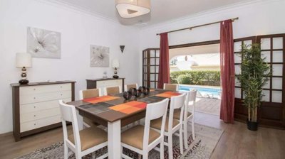 1654-625194-78d1f4f8b6655591b02d22fabb36a692d