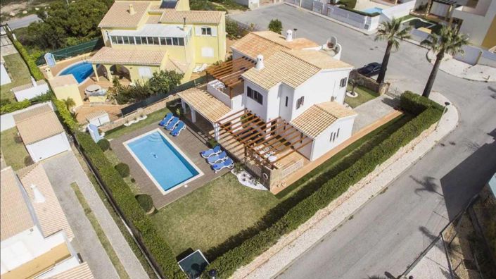 Image No.25-3 Bed Villa for sale