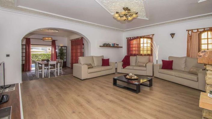 Image No.26-3 Bed Villa for sale