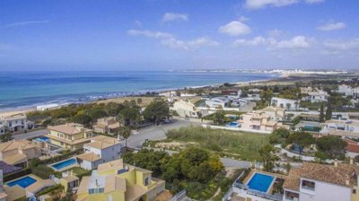 1654-625194-78d1f4f8b6655591b02d22fabb36a692d