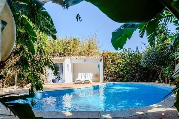 Image No.2-4 Bed Villa for sale