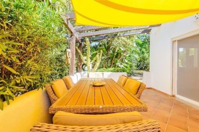 1654-636083-78d1f4f8b6655591b02d22fabb36a692d