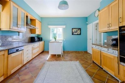 1654-636083-78d1f4f8b6655591b02d22fabb36a692d