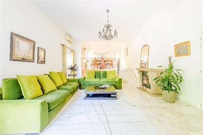 1654-636083-78d1f4f8b6655591b02d22fabb36a692d