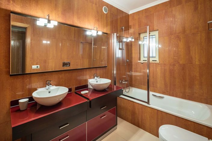 Image No.4-4 Bed Townhouse for sale