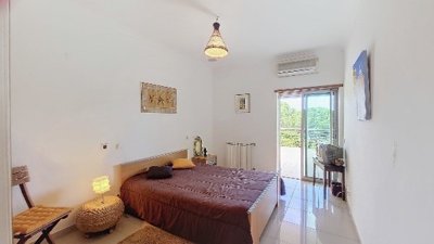 1654-628403-78d1f4f8b6655591b02d22fabb36a692d