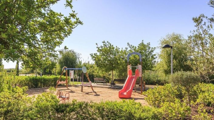 Image No.9-3 Bed Townhouse for sale