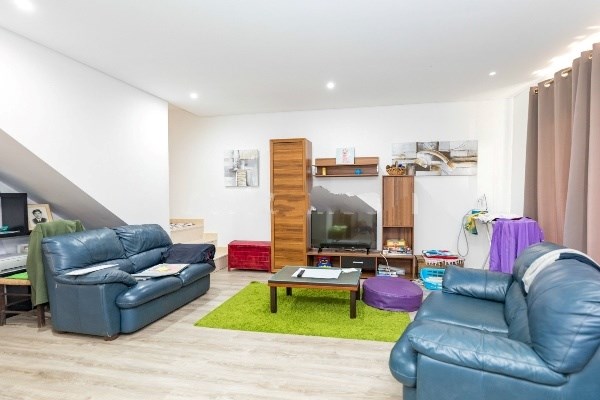 Image No.3-4 Bed Villa for sale