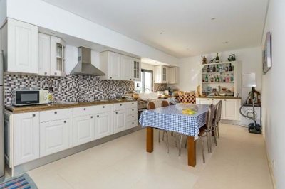 1654-646463-78d1f4f8b6655591b02d22fabb36a692d